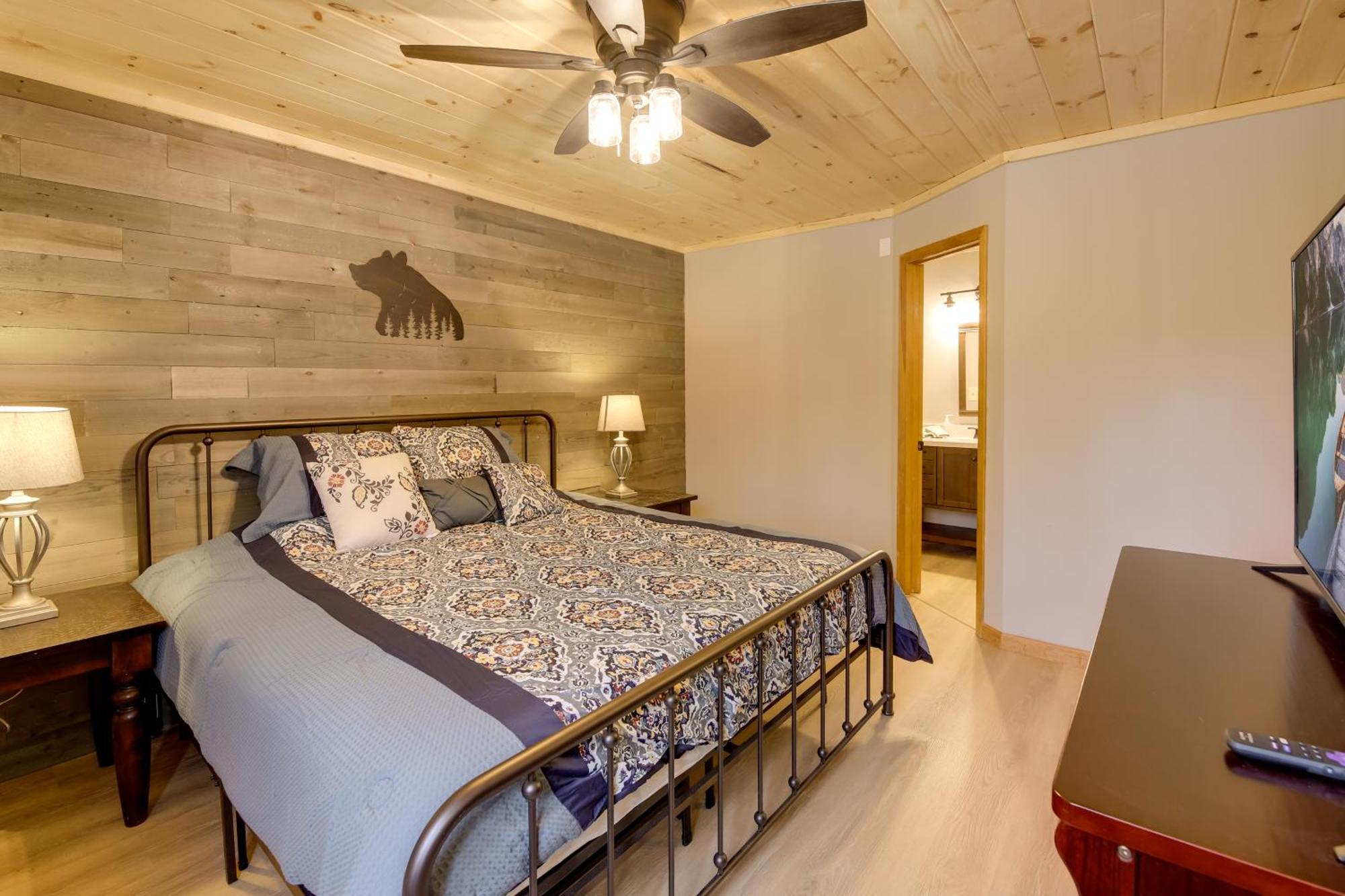 Gatlinburg Mountain Cabin With Hot Tub, Deck And Games Eksteriør bilde