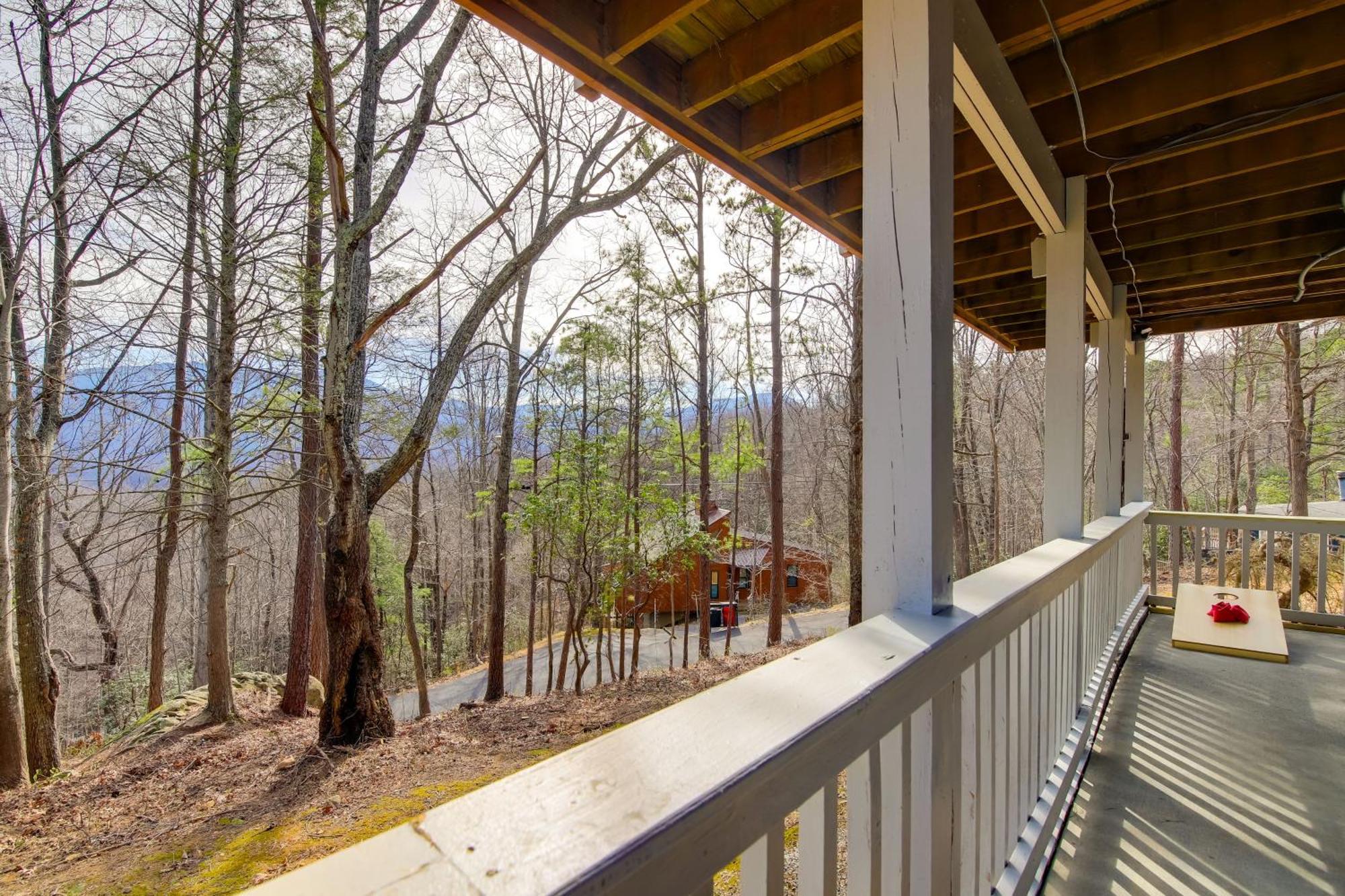Gatlinburg Mountain Cabin With Hot Tub, Deck And Games Eksteriør bilde